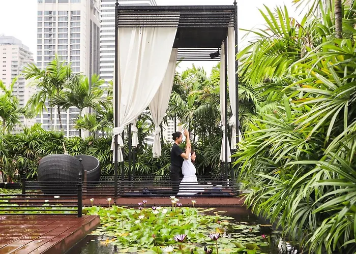 Moevenpick Sukhumvit 15 Hotel 5*